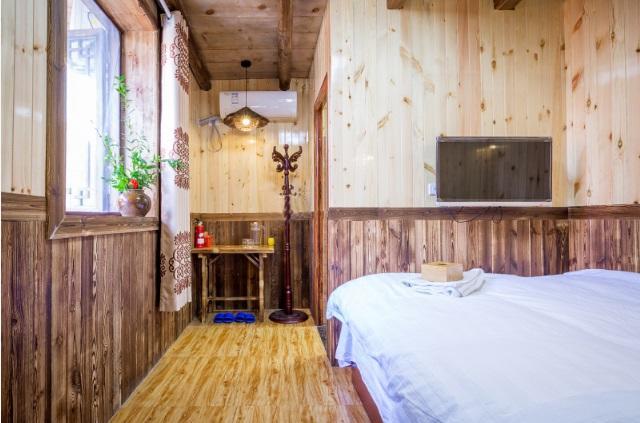 Wudangshan Tianle Hotel Shiyan  エクステリア 写真